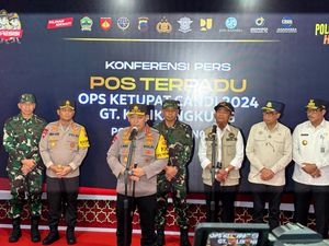 Tinjau GT Kalikangkung, Kapolri Paparkan Strategi Urai Arus Mudik di Tol