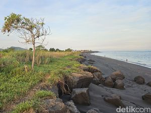 Abrasi Parah di Klungkung, Warga Kehilangan Lahan