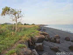 Abrasi Parah di Klungkung, Warga Kehilangan Lahan