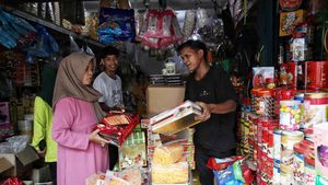 Lebaran Semakin Dekat, Penjualan Kue Kering Semakin Laris