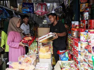 Lebaran Semakin Dekat, Penjualan Kue Kering Semakin Laris