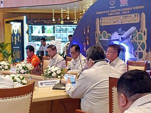 Menhub Resmikan Posko Angkutan Lebaran Terpadu 2024 Menhub Resmikan Posko Angkutan Lebaran Terpadu 2024