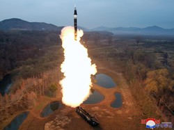 Korut Uji Coba Hulu Ledak Super Besar untuk Rudal Strategis