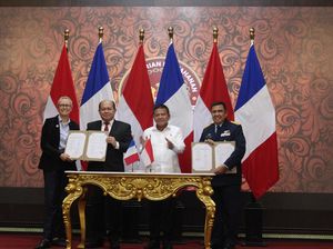 Mantap! PT PAL Bakal Bangun 2 Kapal Selam Scorpene Berteknologi Prancis Mantap! PT PAL Bakal Bangun 2 Kapal Selam Scorpene Berteknologi Prancis