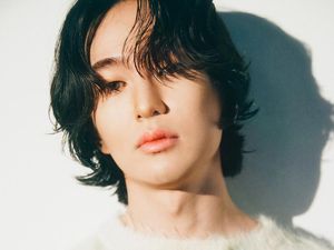 Onew SHINee Resmi Gabung GRIFFIN Entertainment Onew SHINee Resmi Gabung GRIFFIN Entertainment