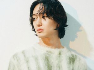 Foto-foto Onew SHINee sebagai Artis GRIFFIN Entertainment Foto-foto Onew SHINee sebagai Artis GRIFFIN Entertainment