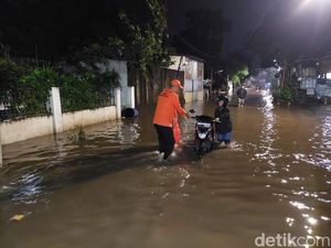 Kali Meluap, Perumahan di Pondok Karya Jaksel Banjir