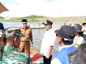 Tebar 250 Ribu Benih Nila, Bahtiar Target Wajo Jadi Sentra Ikan Air Tawar