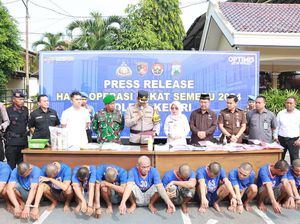 136 Tersangka Ditangkap Selama Operasi Pekat Semeru 2024 di Kediri 136 Tersangka Ditangkap Selama Operasi Pekat Semeru 2024 di Kediri
