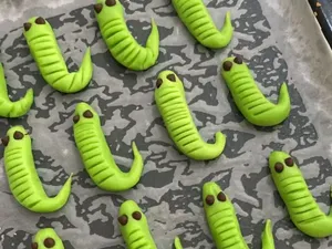 Momen Kocak Netizen Bikin Kue Lebaran yang Tak Sesuai Harapan