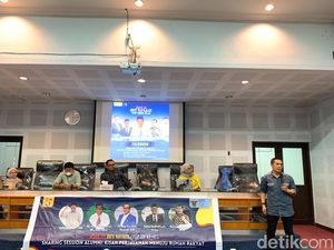 Alumnus FISIP Unhas Berbagi Kisah Masuk DPR, Ada Daeng Ical-Ray Suryadi Alumnus FISIP Unhas Berbagi Kisah Masuk DPR, Ada Daeng Ical-Ray Suryadi