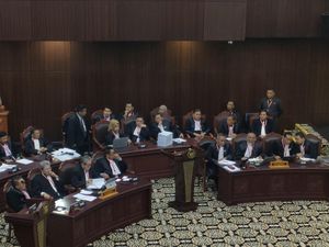 Tim Ganjar Tanya Apakah Gibran Lebih Pantas Jadi Wapres dari Yusril