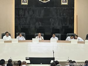 Pemkot Makassar Akan Gelar Iktikaf Hadiah Umrah-Pawai Obor di Masjid 99 Kubah