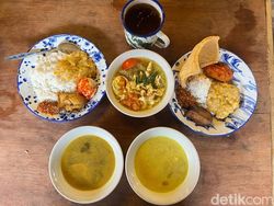 5 Tempat Makan Nuansa Kampung di Bekasi, Menunya Pecak hingga Ramesan Sedap