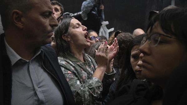 11 Ribu Pekerja di Argentina Kena PHK Imbas Krisis Ekonomi