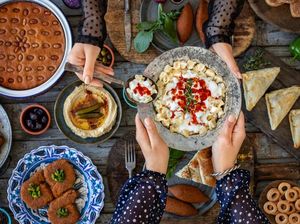 7 Makanan Idul Fitri di Berbagai Negara, Semuanya Istimewa! 7 Makanan Idul Fitri di Berbagai Negara, Semuanya Istimewa!