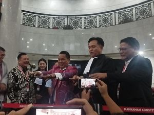 Hotman Paris Sebut Tudingan Kecurangan Bansos-Sirekap Tak Terbukti Hotman Paris Sebut Tudingan Kecurangan Bansos-Sirekap Tak Terbukti