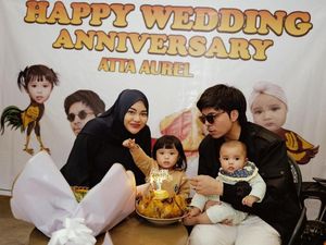 7 Foto Anniversary ke 3 Atta-Aurel Bertema Pecel Lele, Bunganya Dari Lalapan 7 Foto Anniversary ke 3 Atta-Aurel Bertema Pecel Lele, Bunganya Dari Lalapan