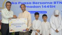 Berbagi Kebaikan di Bulan Ramadan dengan Anak Yatim