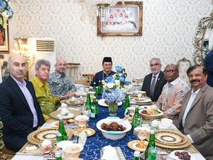 Fadel Muhammad Harap Ramadan Bawa Kesejukan & Berkah untuk Bangsa