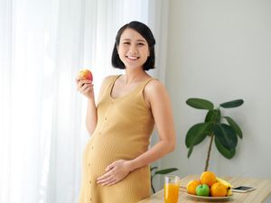 Susunan Acara Mapati, Tradisi 4 Bulanan Ibu Hamil Menurut Adat Jawa