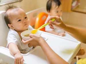 4 Syarat Utama Mpasi untuk Si Kecil Diungkap Dokter Spesialis Anak 4 Syarat Utama Mpasi untuk Si Kecil Diungkap Dokter Spesialis Anak