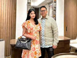 Selebgram Klaviera Stephanie Tunjukkan Toleransi, Bagikan Takjil di Pinggir Jalan