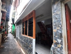 Susi Pilih Tinggal di Wilayah Rawan Banjir Cilandak demi Temani Mertua