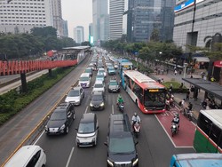 Sudirman Macet Sore Ini, Jalan Menuju Bundaran HI Ramai Lancar