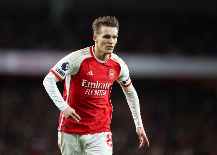 LONDON, ENGLAND - APRIL 03: Martin Odegaard of Arsenal during the Premier League match between Arsenal FC and Luton Town at Emirates Stadium on April 03, 2024 in London, England. (Photo by Catherine Ivill - AMA/Getty Images)