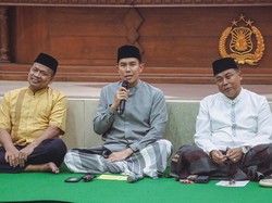 Polres Jombang Bagikan Kamera CCTV ke 10 Masjid untuk Tingkatkan Keamanan