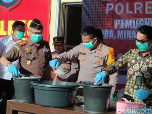 Polres Parepare Musnahkan 3 Kg Sabu-31 Knalpot Brong Sitaan Sejak Januari Polres Parepare Musnahkan 3 Kg Sabu-31 Knalpot Brong Sitaan Sejak Januari