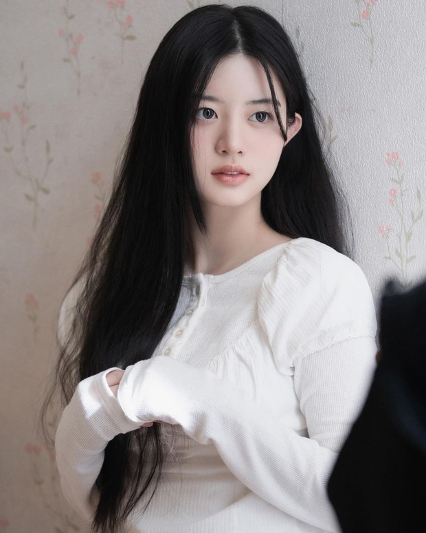 Potret Minju ILLIT/ Foto: instagram.com/ Potret Minju ILLIT