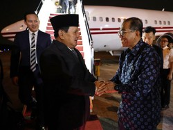 Tiba di Malaysia, Prabowo Bakal Bertemu Anwar Ibrahim