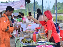 Semarak Bazaar Ramadhan, PT GNI & PT SEI Hadirkan Berbagai Takjil-Lomba
