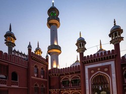 Masya Allah, Kisah Sebutir Telur dari Anak Yatim Danai Pembangunan Masjid