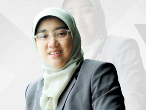 Cerita Renny, Wisudawan Terbaik Unair yang Langganan Cum Laude dari S1-S3 Cerita Renny, Wisudawan Terbaik Unair yang Langganan Cum Laude dari S1-S3