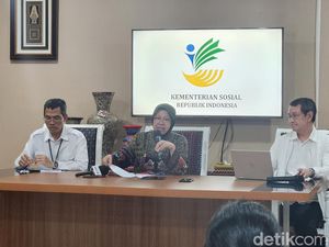 Risma Pastikan Hadir di MK Besok, Akui Tak Ada Arahan Khusus Partai-Jokowi