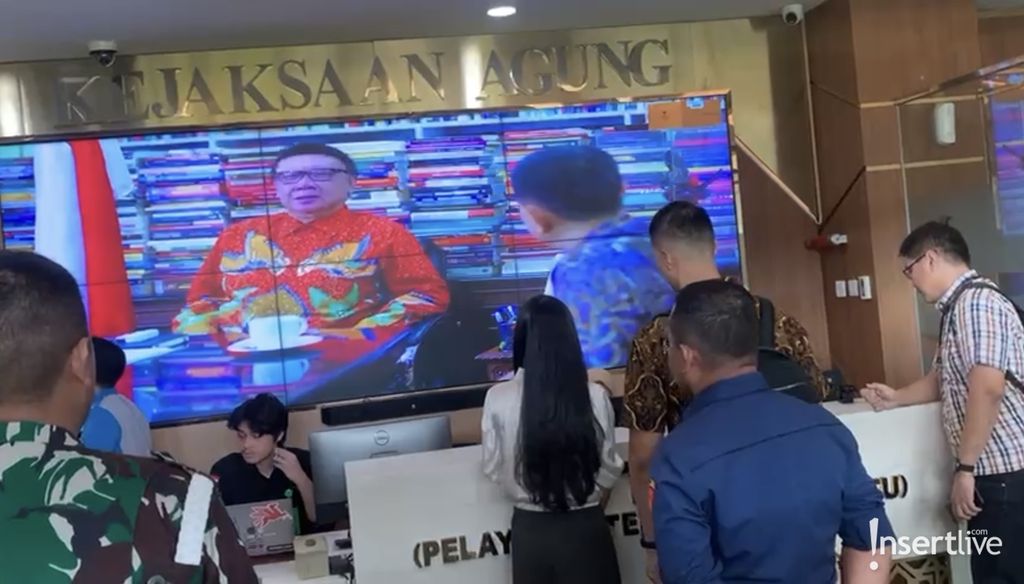 Sandra Dewi memenuhi panggilan Kejagung untuk menjalani pemeriksaan sebagai saksi kasus korupsi timah yang melibatkan suaminya, Harvey Moeis.