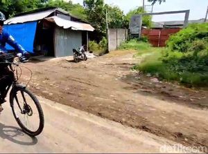 Mudik Unik ala Warsito, Kayuh Sepeda dari Cikampek ke Purwokerto