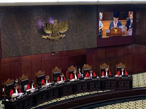 MK Nyatakan Sanksi MKMK Tak Bisa Jadi Bukti Nepotisme-Abuse of Power Jokowi MK Nyatakan Sanksi MKMK Tak Bisa Jadi Bukti Nepotisme-Abuse of Power Jokowi