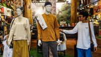 Berburu Baju Muslim untuk Lebaran