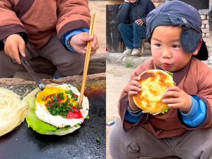 Keren! Bocah di China Ini Jago Bikin Sandwich Isi Telur Keren! Bocah di China Ini Jago Bikin Sandwich Isi Telur