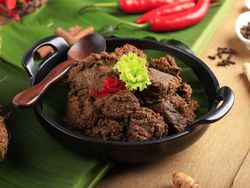 Cara Menyimpan Rendang Agar Tahan Lama Kelezatannya