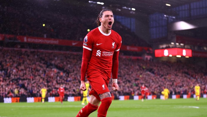 Soccer Football - Premier League - Liverpool v Sheffield United - Anfield, Liverpool, Britain - April 4, 2024 Liverpools Darwin Nunez celebrates scoring their first goal REUTERS/Carl Recine NO USE WITH UNAUTHORIZED AUDIO, VIDEO, DATA, FIXTURE LISTS, CLUB/LEAGUE LOGOS OR LIVE SERVICES. ONLINE IN-MATCH USE LIMITED TO 45 IMAGES, NO VIDEO EMULATION. NO USE IN BETTING, GAMES OR SINGLE CLUB/LEAGUE/PLAYER PUBLICATIONS.