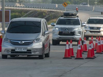 Pemudik Lewati Tol Solo-Yogya yang Dibuka Gratis, Ini Potretnya