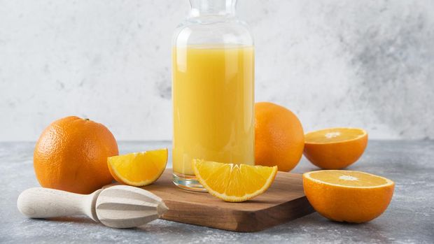 Jus jeruk/ Foto: Freepik.com/azerbaijan_stockers