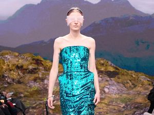 10 Koleksi Balenciaga untuk Musim Dingin 2024, Kemewahan yang Aritistik