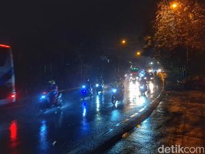 Jalur Nagreg Mulai Ramai Dilintasi Pemudik Malam Ini Jalur Nagreg Mulai Ramai Dilintasi Pemudik Malam Ini