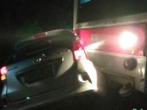 Tabrakan KRL Vs Mobil di Parung Panjang, Tak Ada Korban Jiwa
